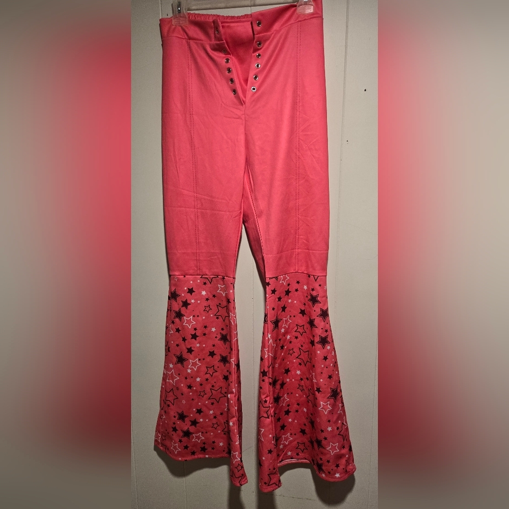Red Star Patterned Vest - Picture 2 of 5